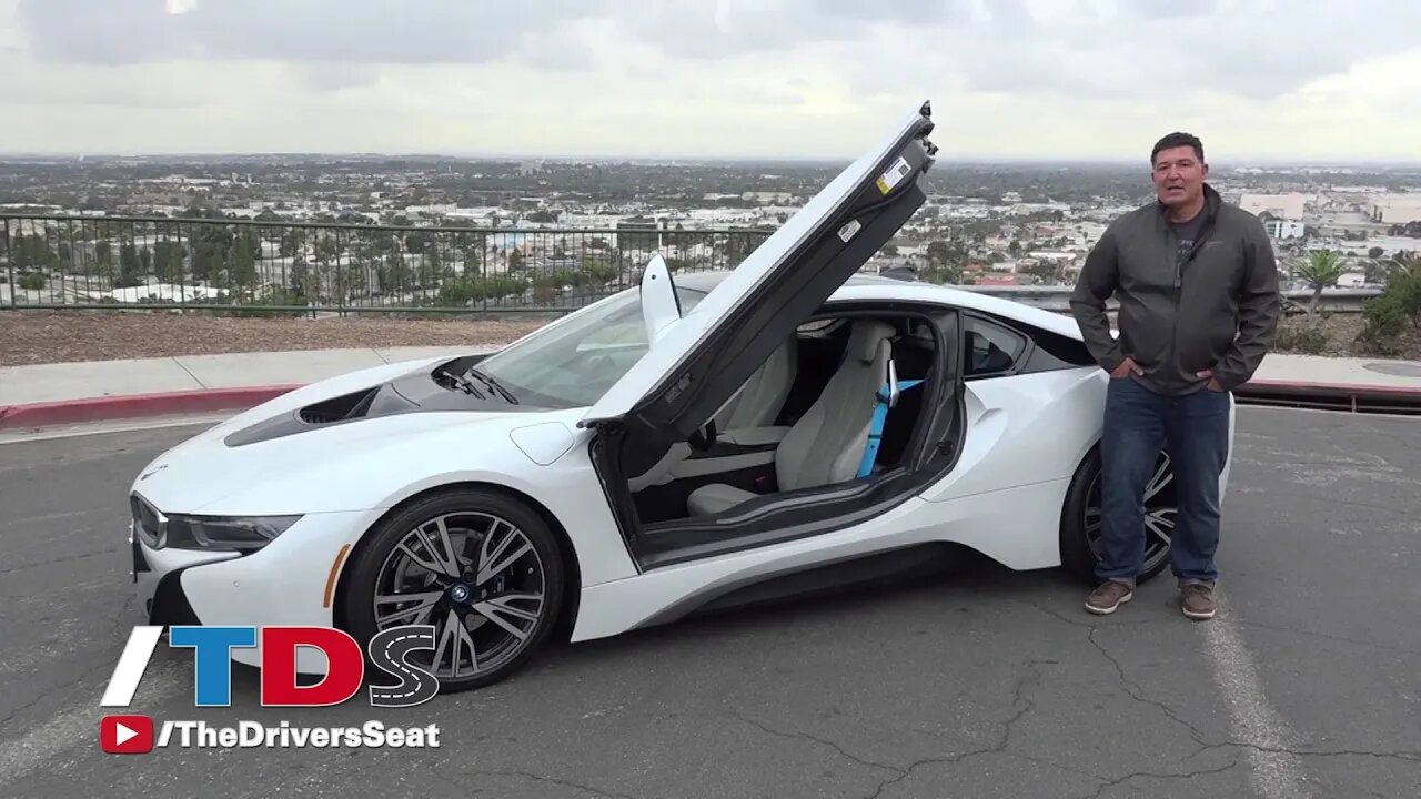 2016 BMW i8 - not the futuristic replacement for the Z8 we were expecting