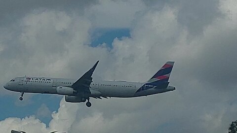 Airbus A321 PT-MXJ coming from Guarulhos to Manaus