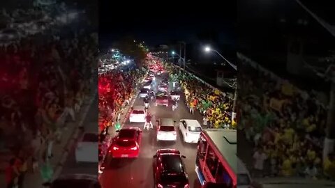 For the third night in a row, the Brazilian people are on the streets in front of the Brazilian army