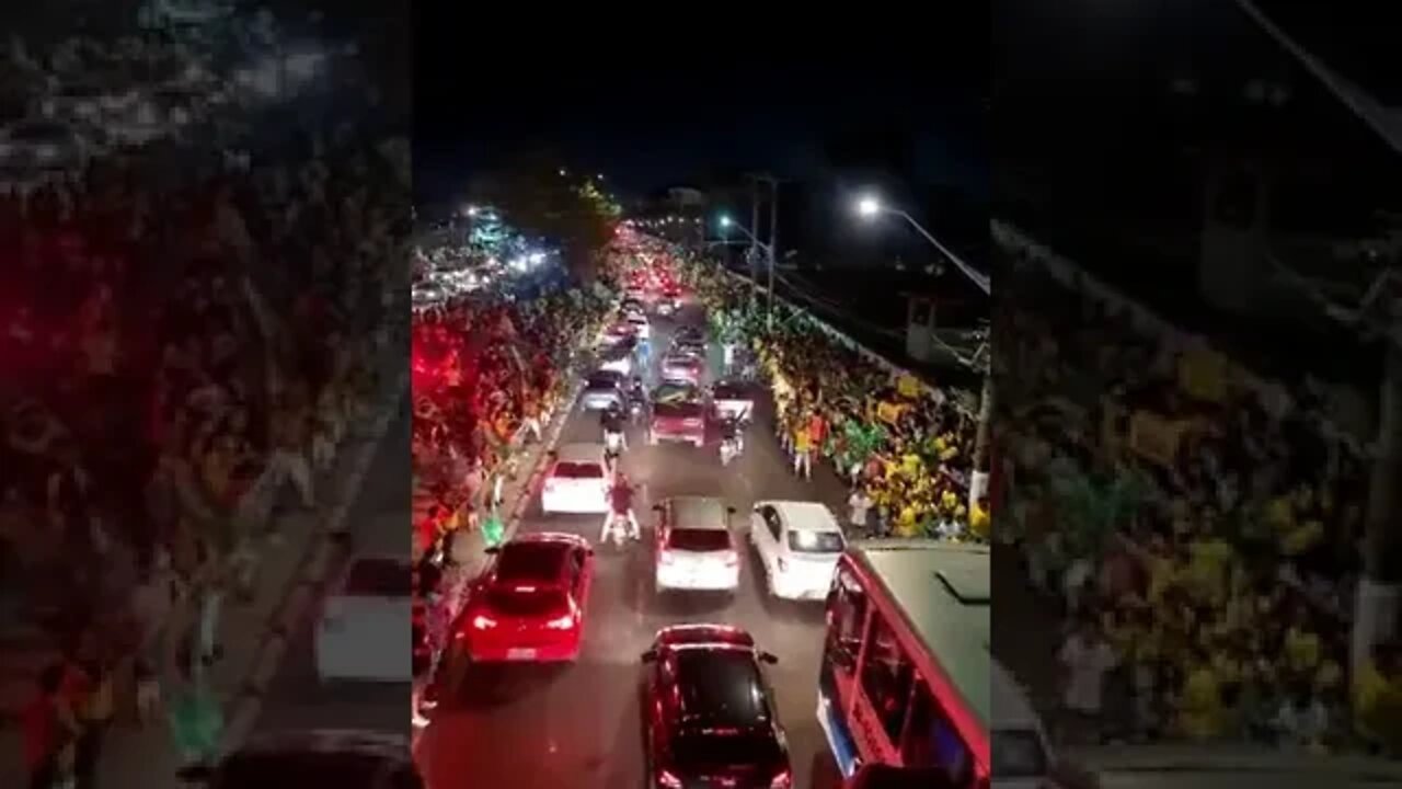 For the third night in a row, the Brazilian people are on the streets in front of the Brazilian army