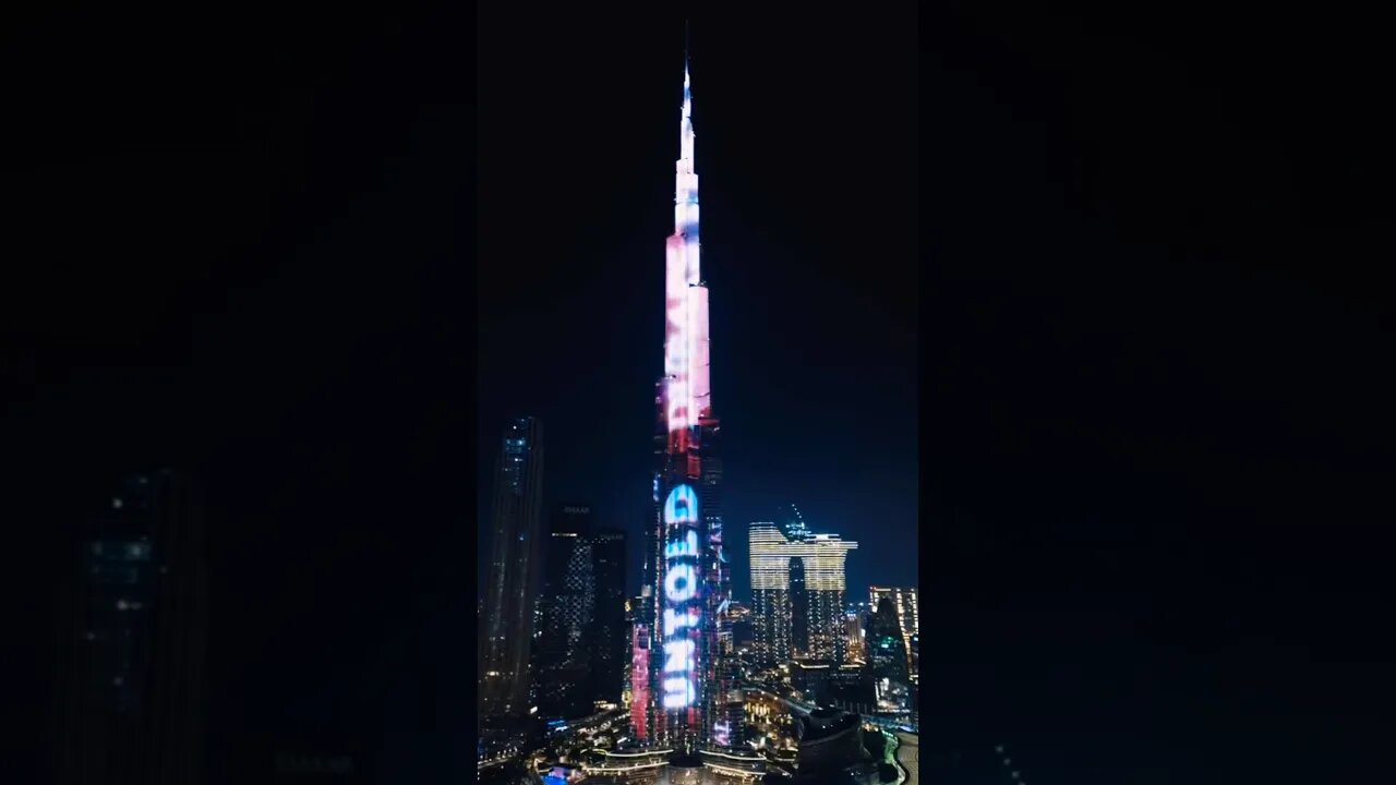 Armin van Buuren top on Burj khalifa #burjkhalifa #dubai #dubaimall