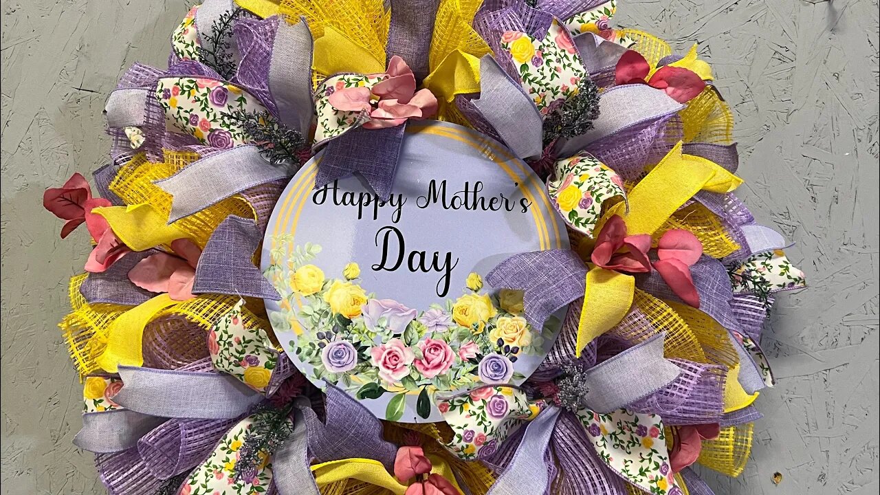 Happy Mother's Day Deco Mesh Wreath| Hard Working Mom |How to