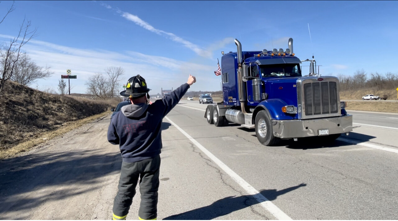 3/3/2022 Retire FDNY Firefighter Shawn May gives the thumbs up to “The People’s Convoy” Trucker’s