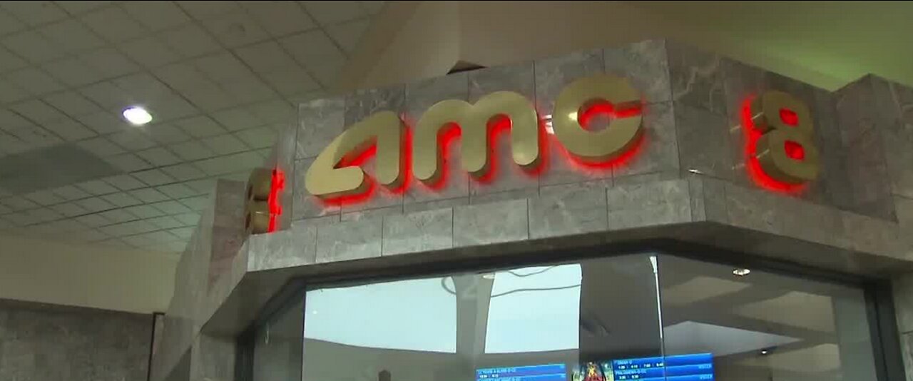 AMC theatres delays reopening plan