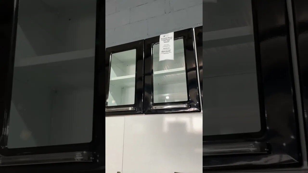 Charmoso, espaçoso e feito para guardar o seus alimentos. Conte com o Armário Aéreo Luce!