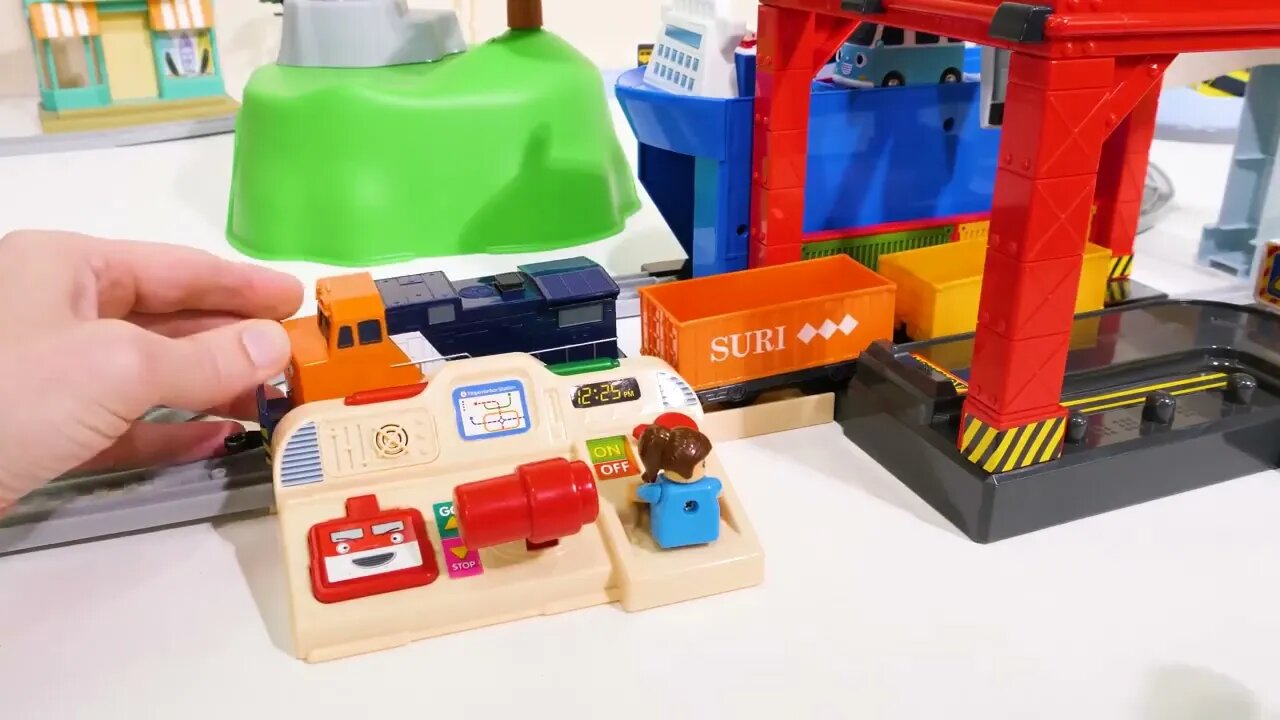 151 9Train Video for Kids Toy Learning with Titipo!Train Video for Kids Toy Learning with Titipo!