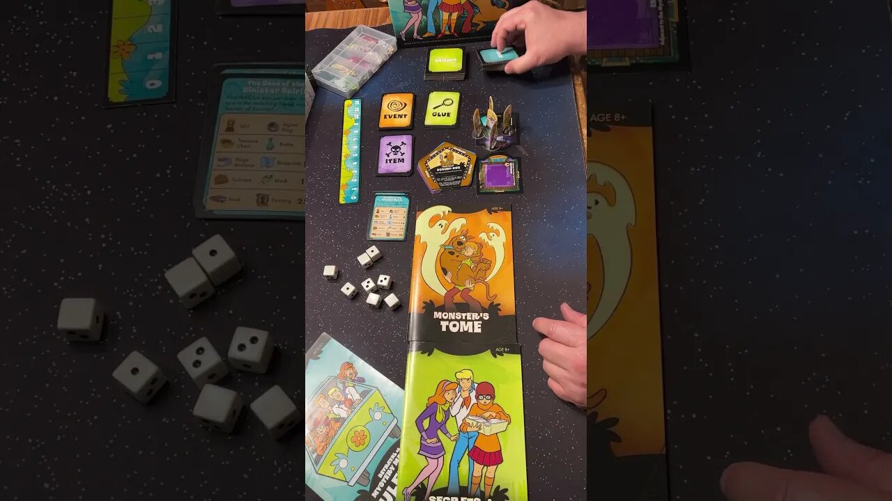 #ScoobyDoo Betrayal #1minutereview #boardgames #boardgamereview #avalonhill #familyboardgame #fun