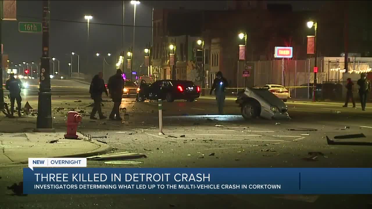 3 killed in multi vehicle crash in Detroit