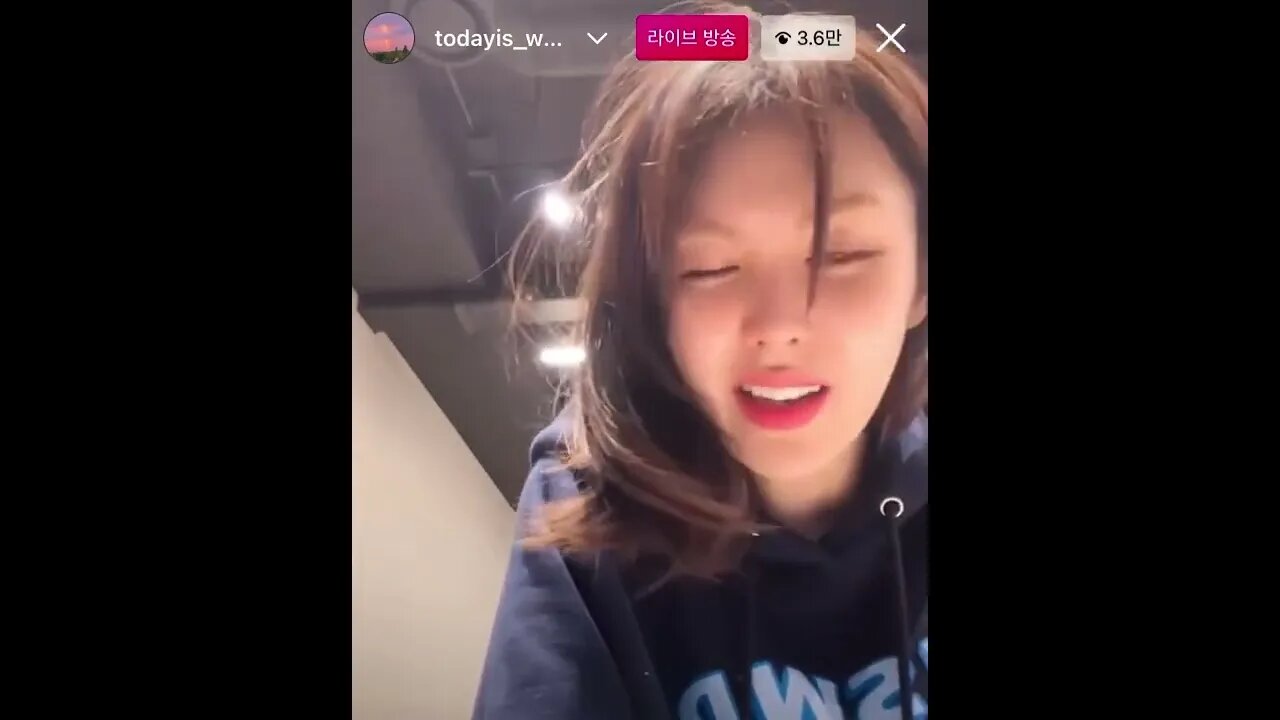 Red Velvet WENDY singing 'The Lonely Bloom Stands Alone' by HYNN