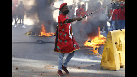 Student Violence in South Africa over demands for freeloading