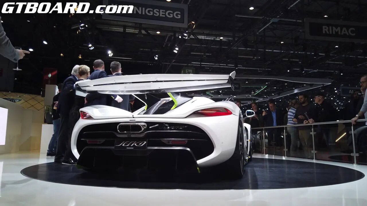 2 h of Koenigsegg Jesko and Regera at Geneva 2019, LAST show EVER? [60p]