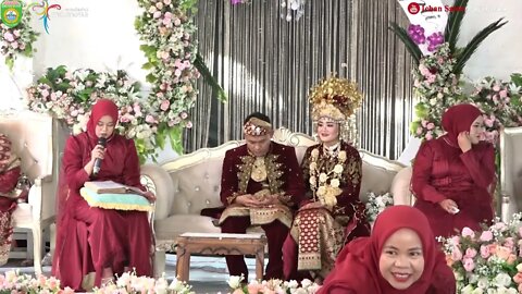 KUR4NG SOP4N !! DISAAT PENGANTIN KHATAMAN ALQUR'AN PARA UNDANGAN SIBUK SALAMAN MOND4R M4NDIR