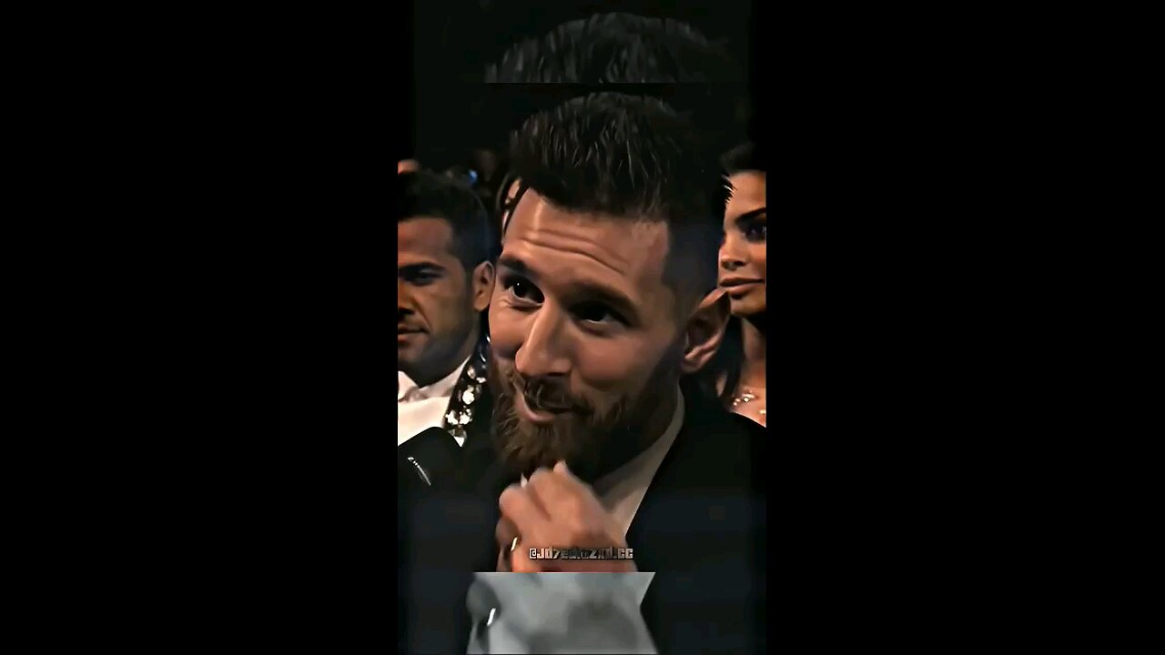 When Ronaldo Talks The Crowd CoesWhen_Ronaldo_Talks_The_Crowd_When_Ronaldo_ Goes_Crazy 🤯🔥(360p)