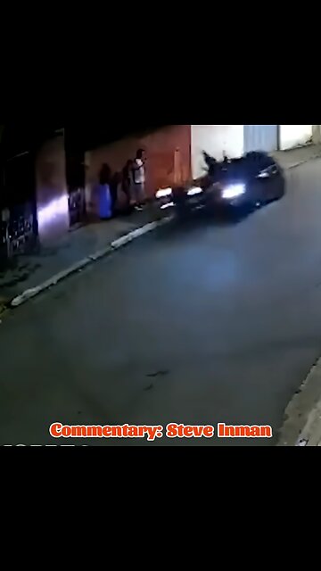 Robbers get a free lift