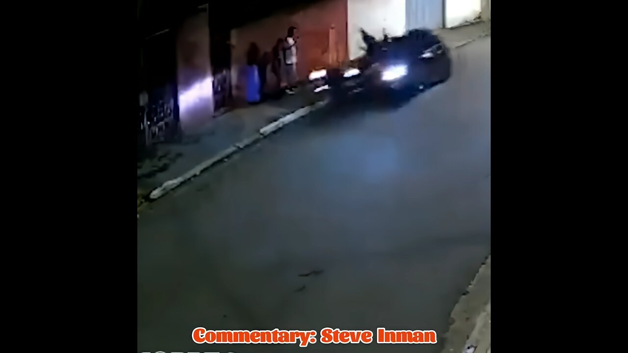 Robbers get a free lift