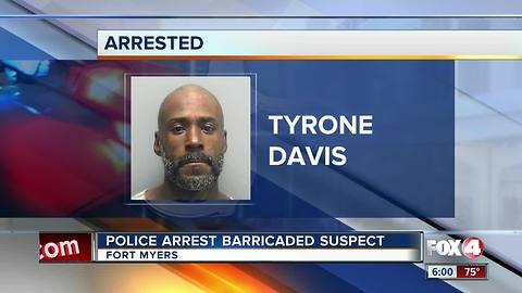 Barricaded suspect surrenders to Fort Myers Police