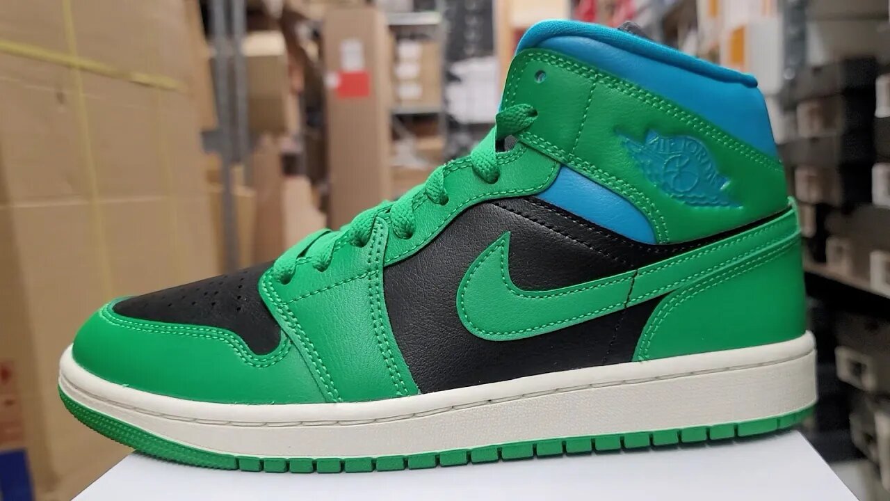 Jordan 1 Mid Lucky Green Aquatone (Wmns)