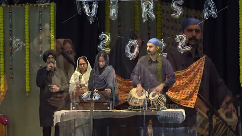 Keertan Shabad By Pavitar Sunner & Family