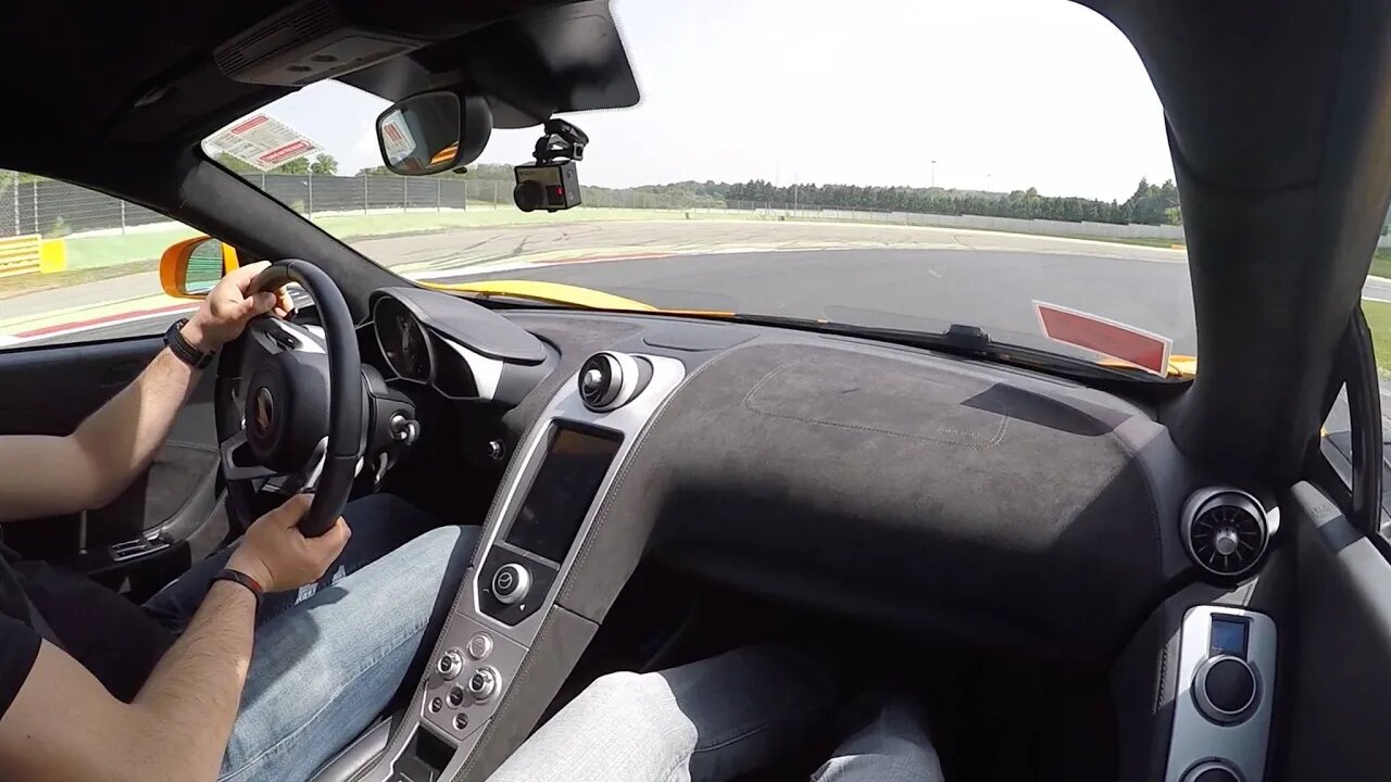 Pure Sound: McLaren MP4-12C - Hot Laps Around Autodromo Vallelunga