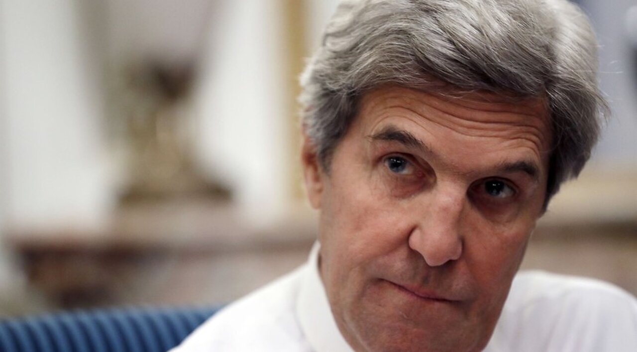 John Kerry Joins Earth's Elites in Davos to Lecture Commoners And Save the Planet