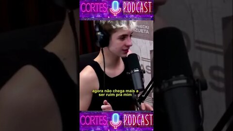 Juliano Floss fala sobre os comentários dele ser gay #CortesPodcastTop #shorts