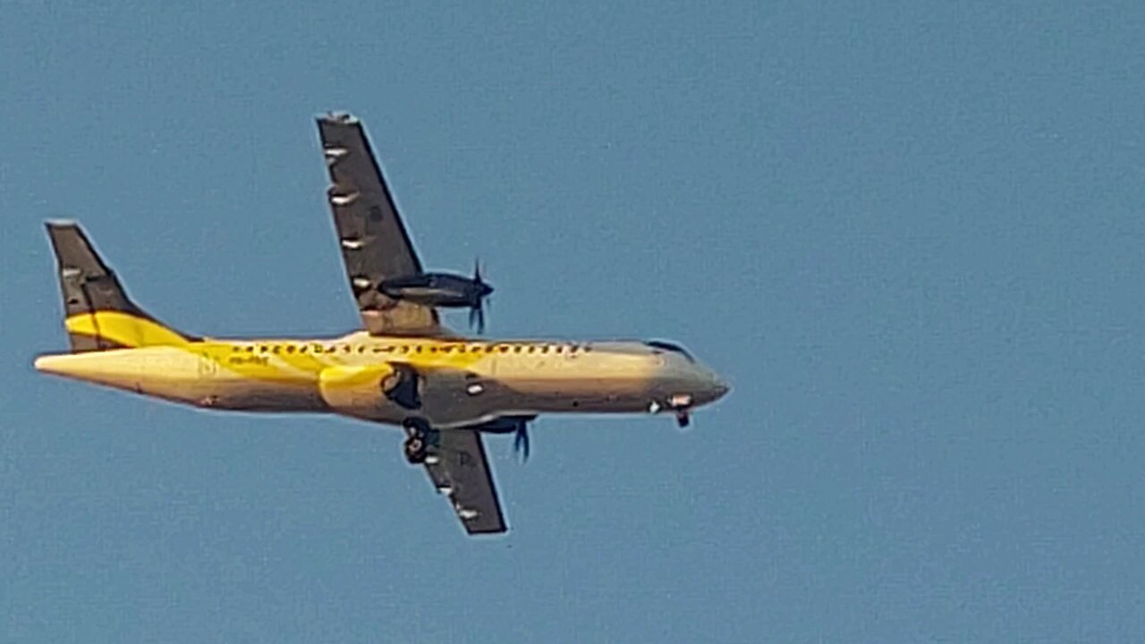 ATR72-600 PR-PDZ vindo de Fernando de Noronha para Fortaleza