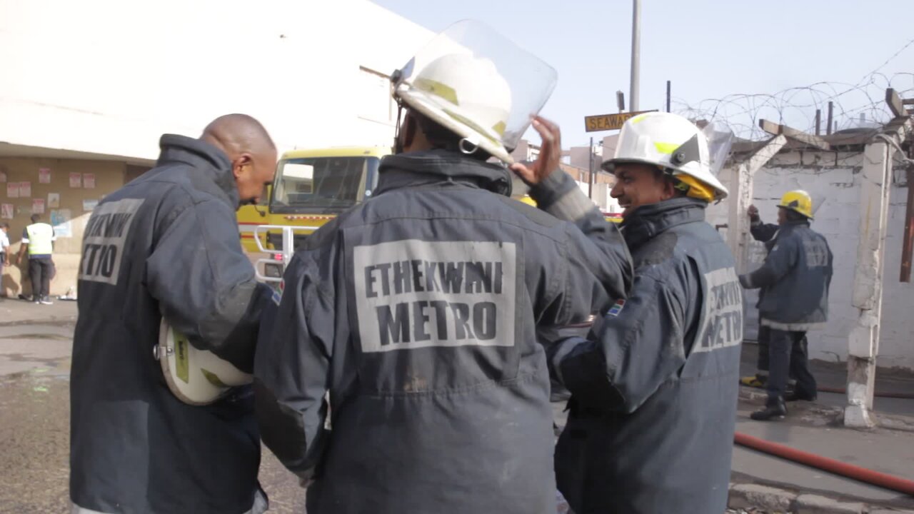 SOUTH AFRICA - Durban - Fire at Jumbo's towing yard (Videos) (BVA)