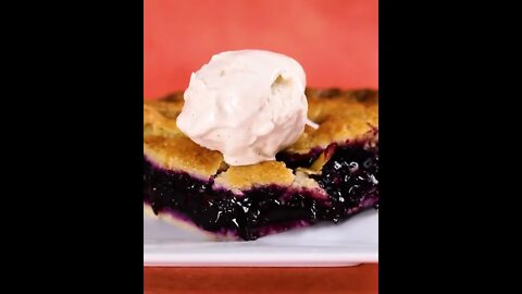 Your key to success - Blackberry pie a la mode | @westfieldsouthcenter on IG 🇺🇸🥧 #shorts