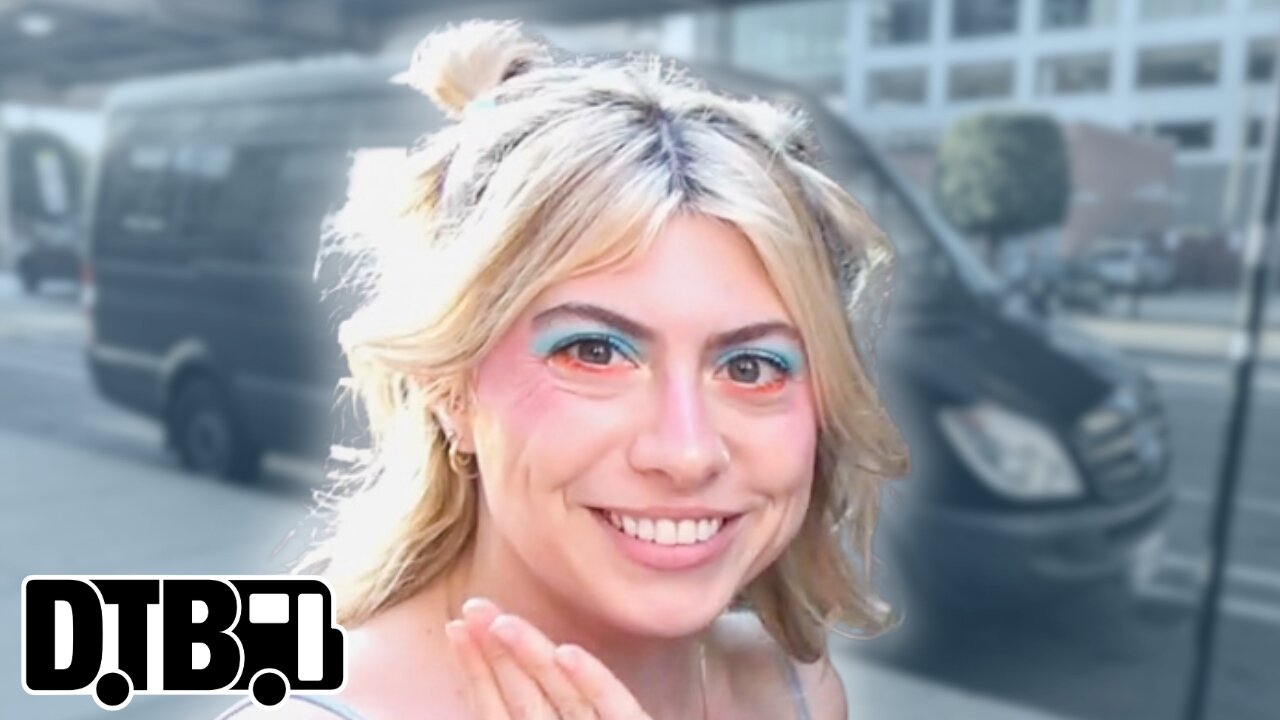 Charly Bliss - BUS INVADERS Ep. 1970