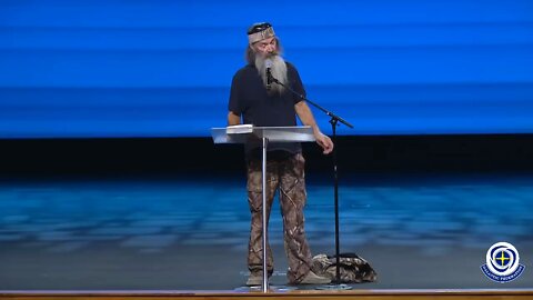 (SUNDAY MESSAGE) PHIL ROBERTSON " DUCK DYNASTY" 😇👍
