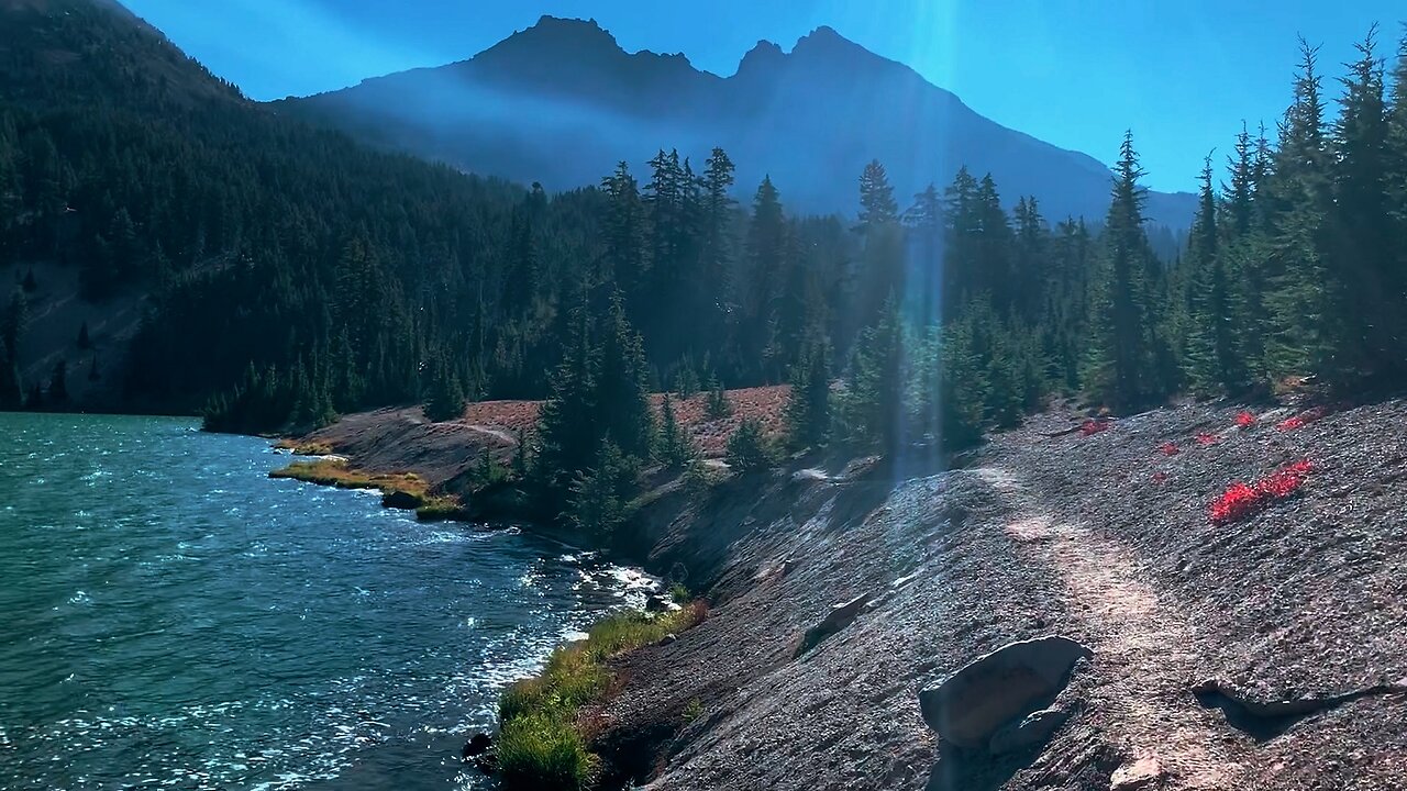 EXPLORING THE EPIC ALPINE Lower Green Lake Shoreline Hiking Up To Upper Green Lake! | HD | Oregon