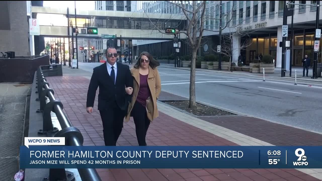 Ex-Hamilton County deputy sentenced to 42 months in prison