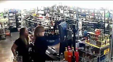 Insane Shoot Out & Struggle In A Liquor Store