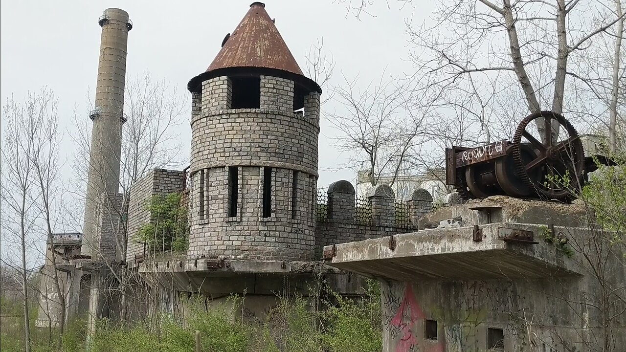 Exploring Abandoned Cement Land | St Louis April 2020