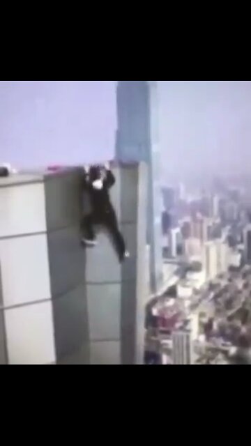 Disturbing Footage Captures Wu Yongning’s Final Moments Before Tragic Fall