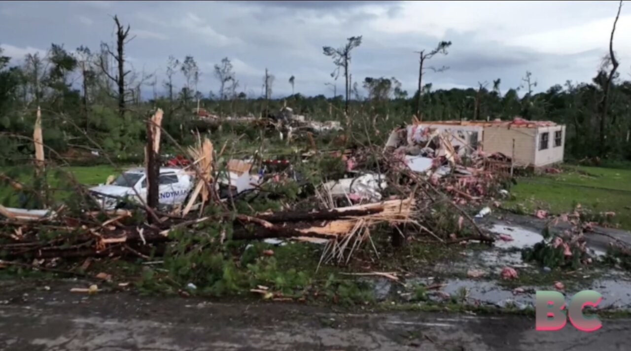 1 killed and almost 2 dozen injured in overnight storms in Mississippi