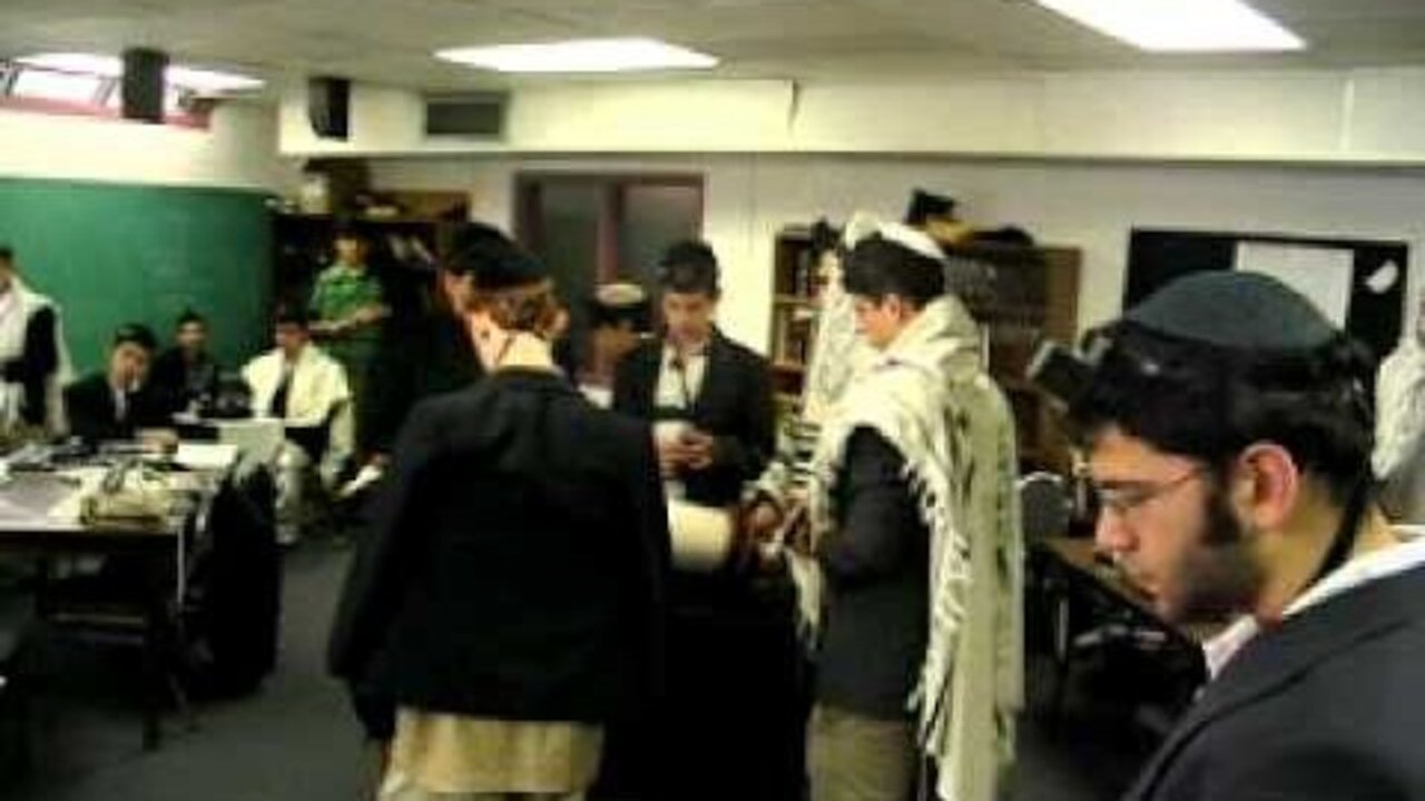 Kalover Rebbe at Yeshiva of Virginia