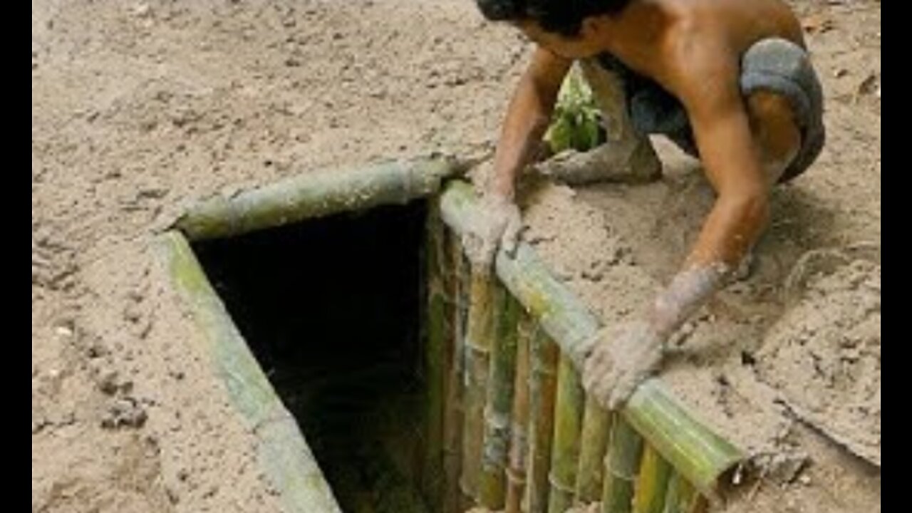 Underground Secret Bamboo House!!!