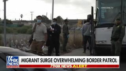 Border Patrol mass releases hundreds of illegal migrants to a city street in San Diego