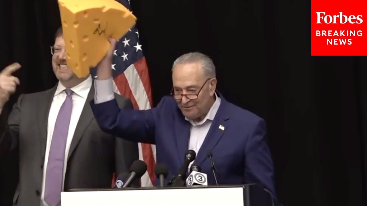 'I Do Love Wisconsin': Schumer Praises The Badger State At DNC Breakfast Event