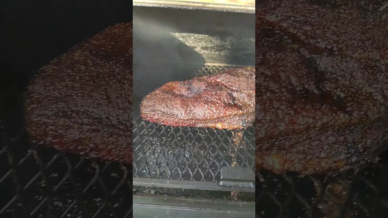 It never gets old... #bbq #brisket #lonestargrillz @lonestargrillzandfabrication