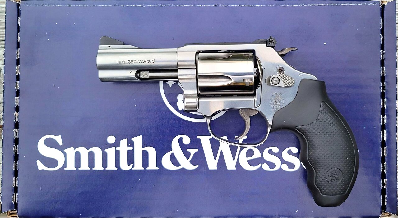 Smith & Wesson Model 60-15 (357 Magnum)