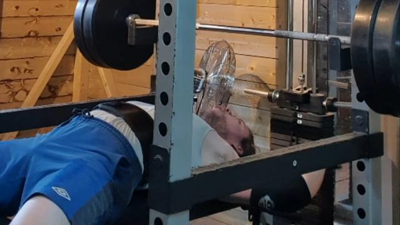 5x3 100 Kgs Paused Bench Press Back-Offs. Last Set.