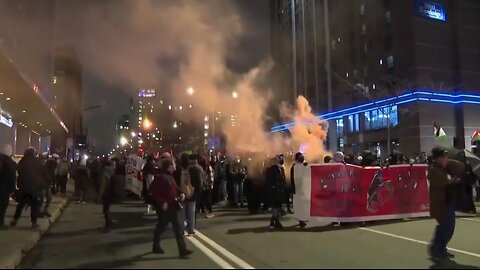 Justin Trudeau dances at Taylor Swift concert amid destructive riot in Montreal, sparking outrage