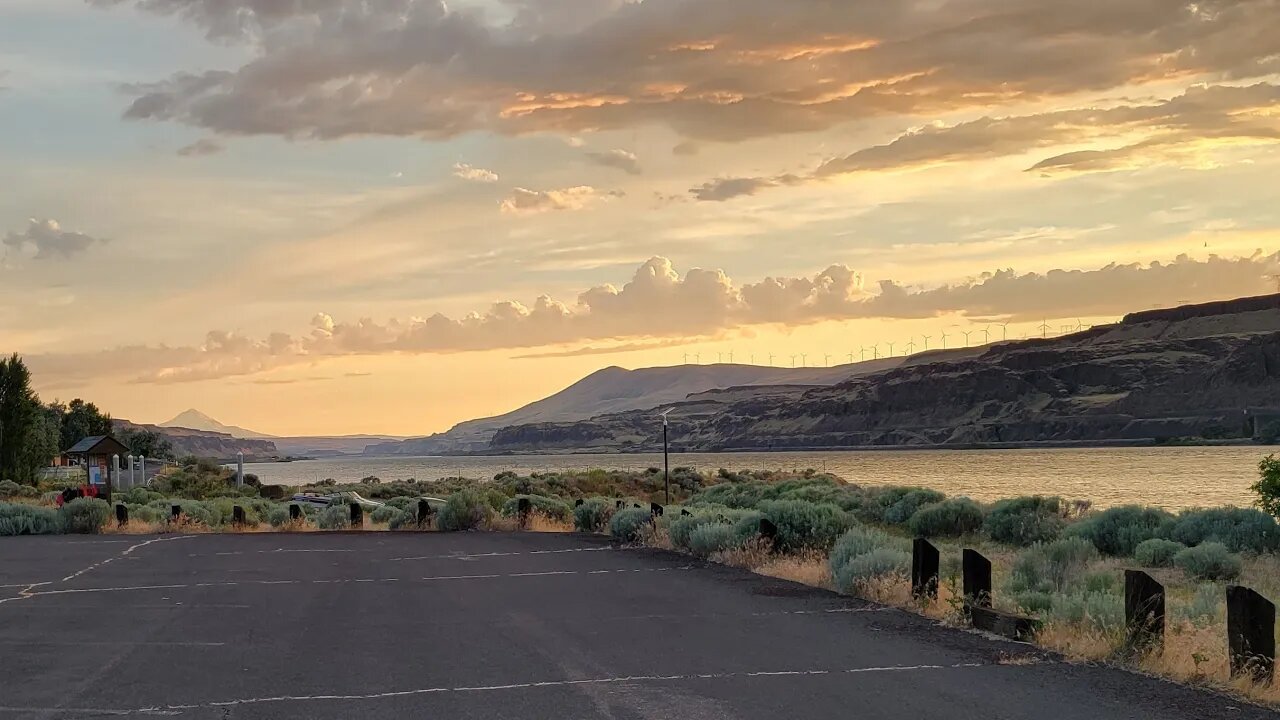 Rufus Oregon SUNSET DIP