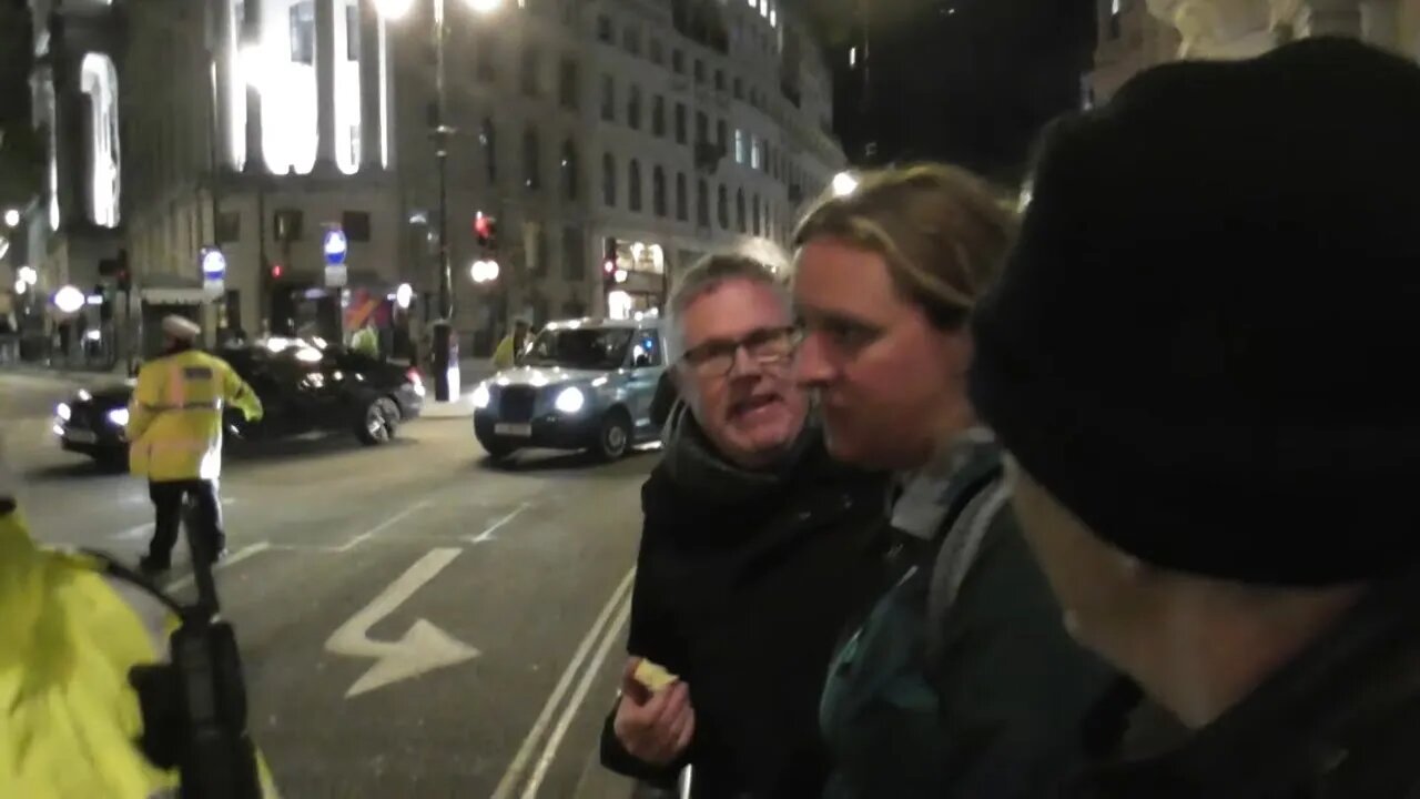 Atheist steve from speakers corner disgusted with extinction rebellion #metpolice