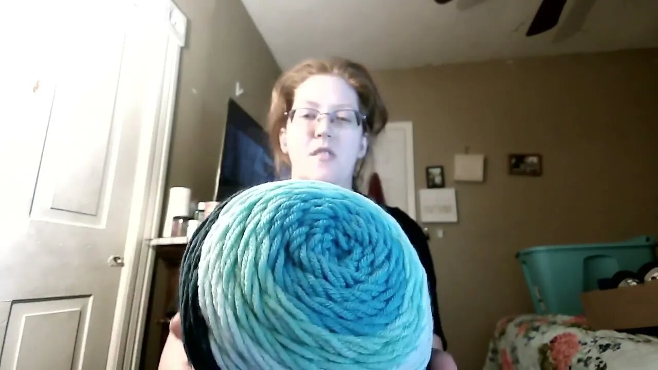 This Week's New Yarn - Yarn Bee Sugarwheel Peppermint To Be