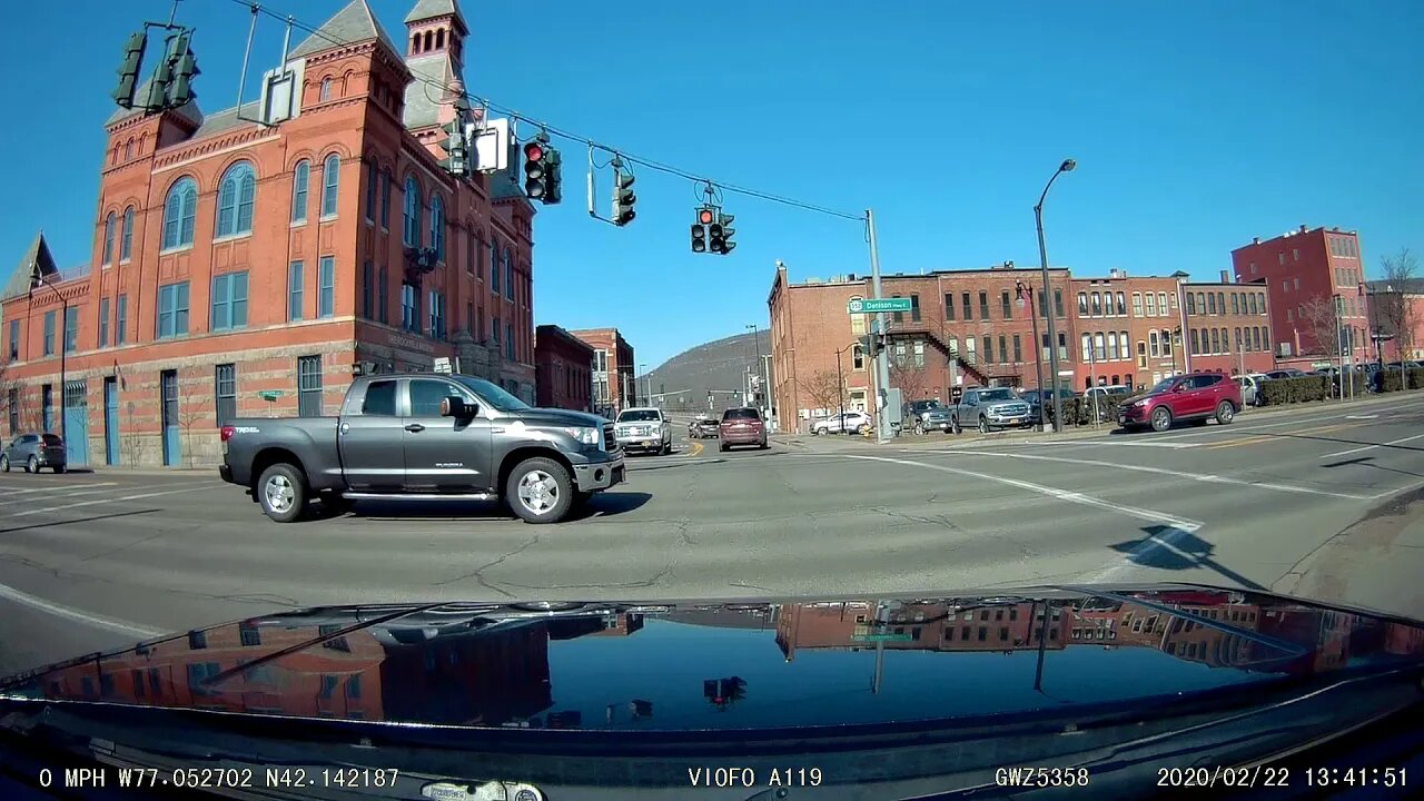 VERY Late Red Light Runner!!!