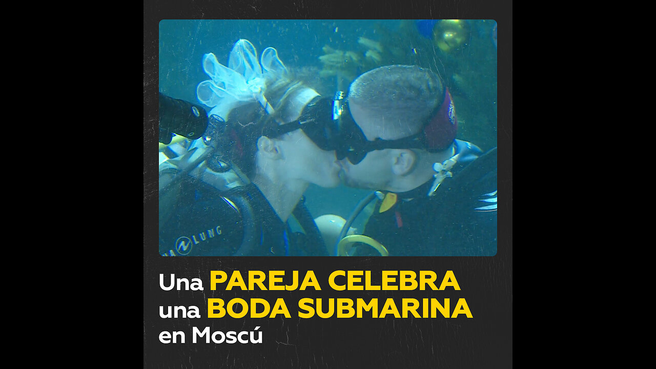 Oceanario de Moscú celebra la primera boda submarina