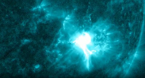 Solar Storm From AR3664